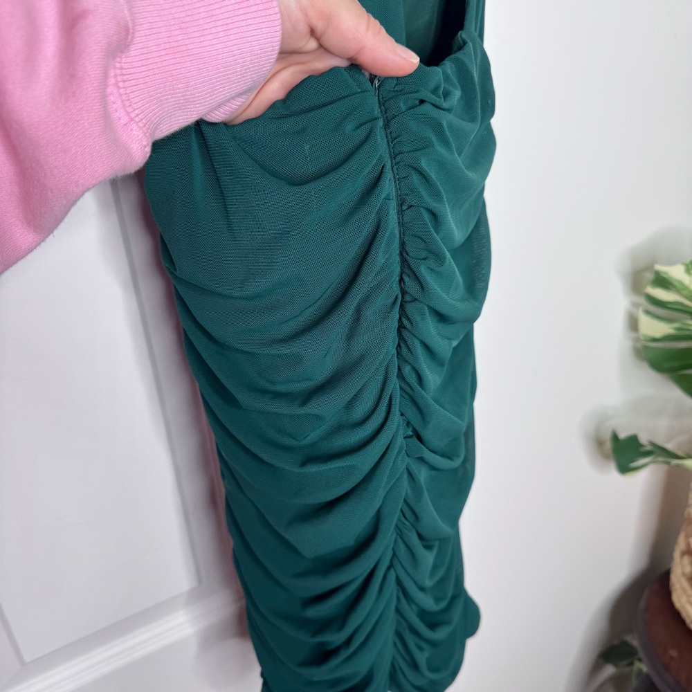 Elegant Hello Molly Green Halter Dress XS/Small best - Picture 6 of 7